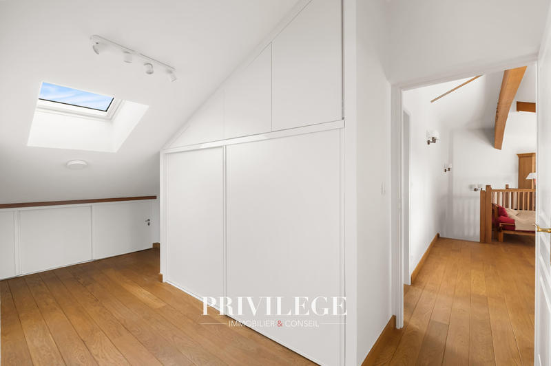 Duplex - 192 m² - 6 pièces