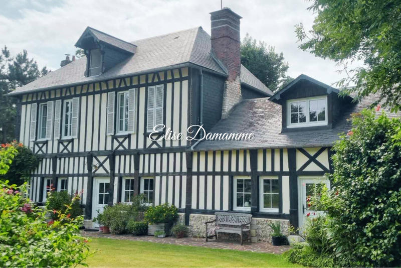 Maison - 190 m² - 5 pièces