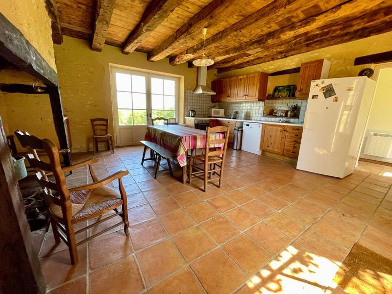 Maison - 286 m² - 9 pièces