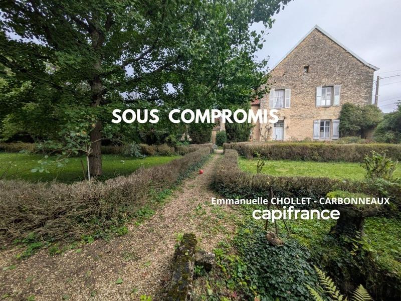 Maison de village - 208 m² - 7 pièces