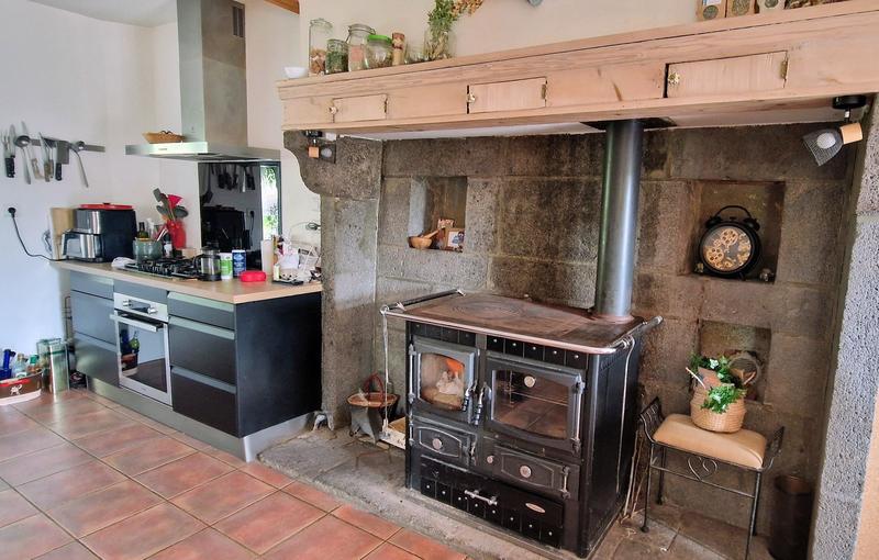 Maison en pierre - 150 m² - 7 pièces