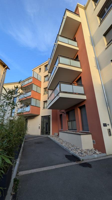 Appartement - 72 m² - 3 pièces