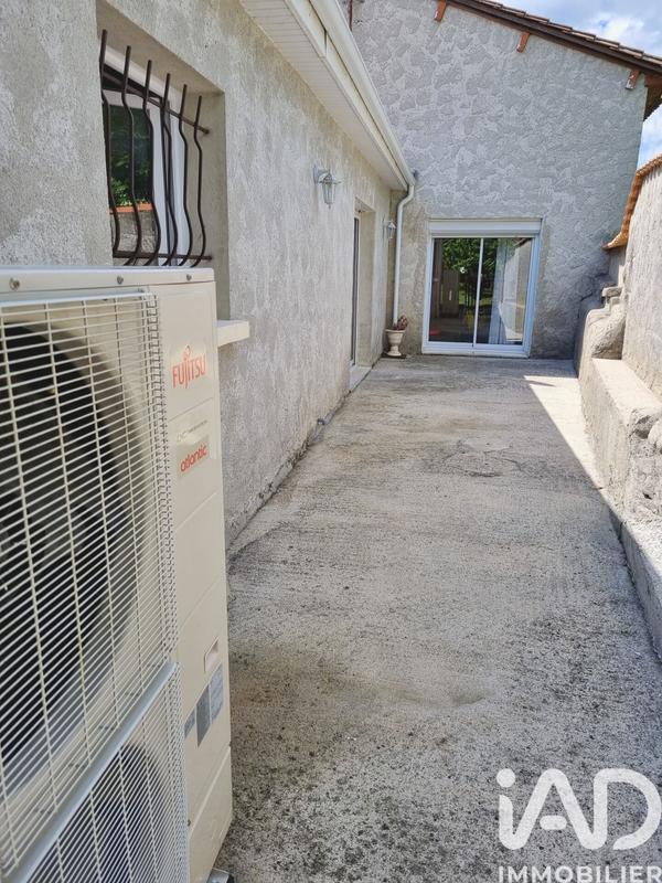 Maison - 180 m² - 8 pièces