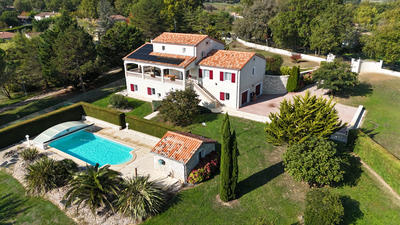 Maison - 174 m² - 6 pièces