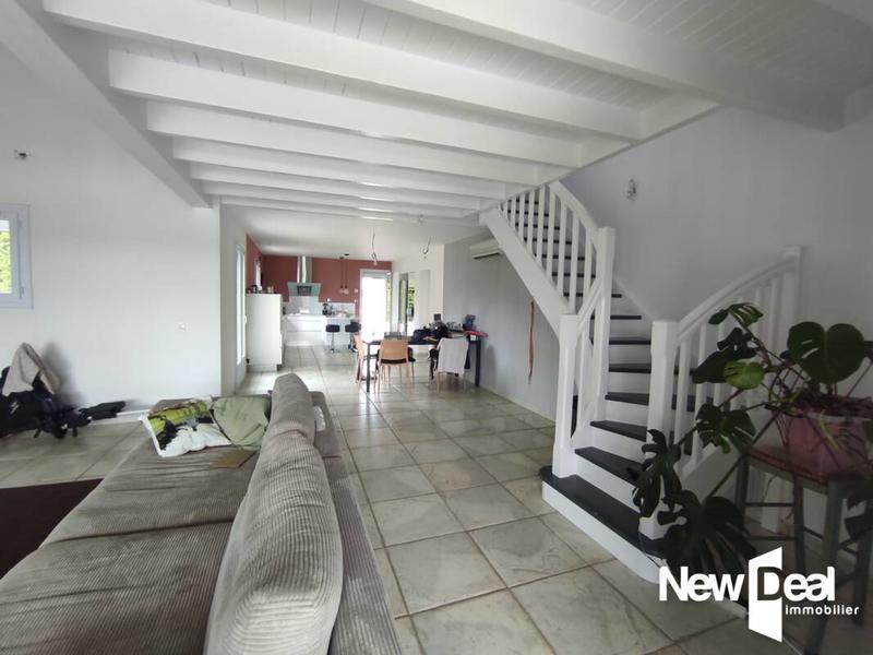 Villa - 220 m² - 7 pièces