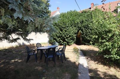 Maison - 237 m² - 10 pièces