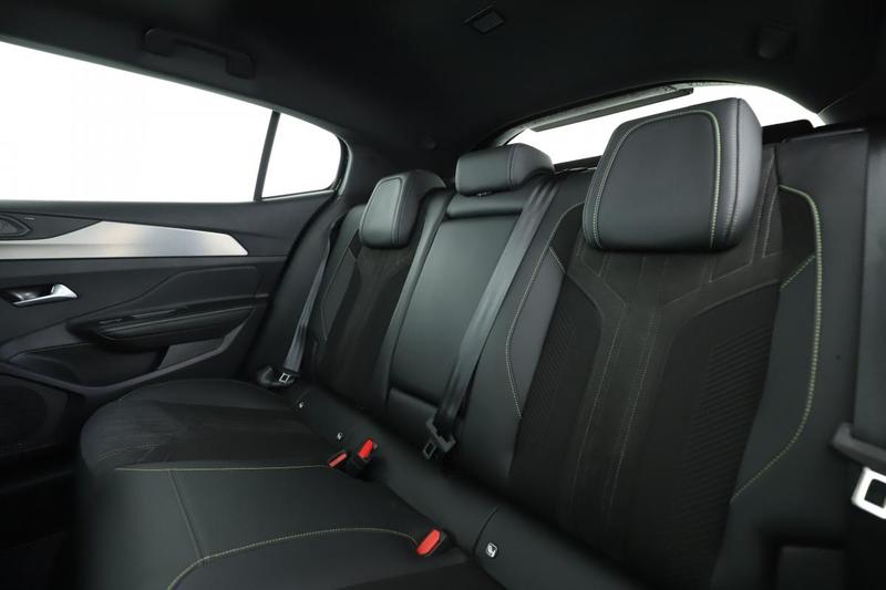 Peugeot 408 1.6 Phev Gt e-Eat8 180 ch