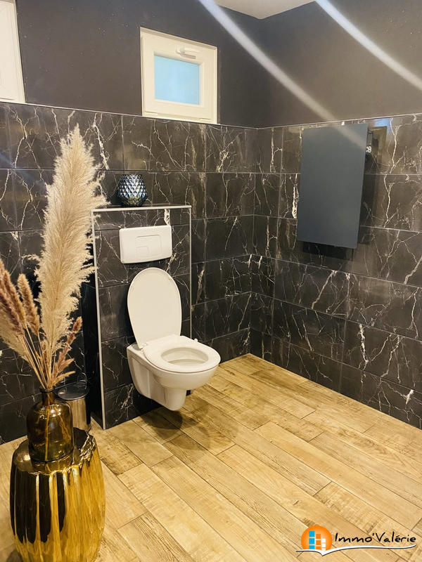 Fonds de commerce - Hôtellerie / Restauration - 120 m²