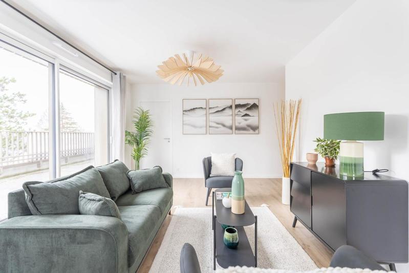 Appartement - 90 m² - 4 pièces