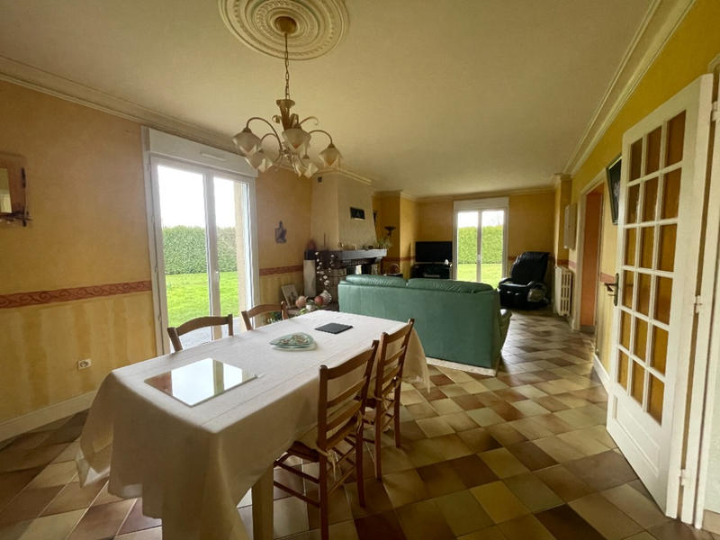 Maison - 152 m² - 6 pièces