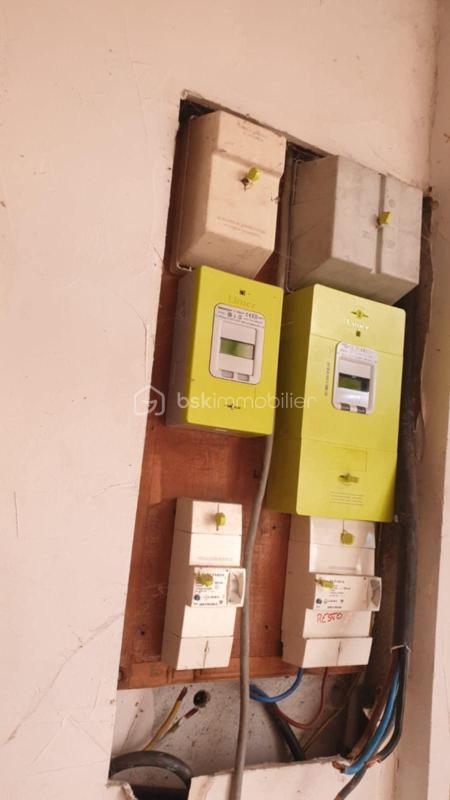 Immeuble - 180 m² - 3 pièces