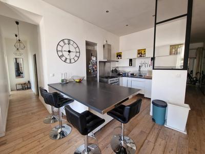 Appartement - 92 m² - 3 pièces