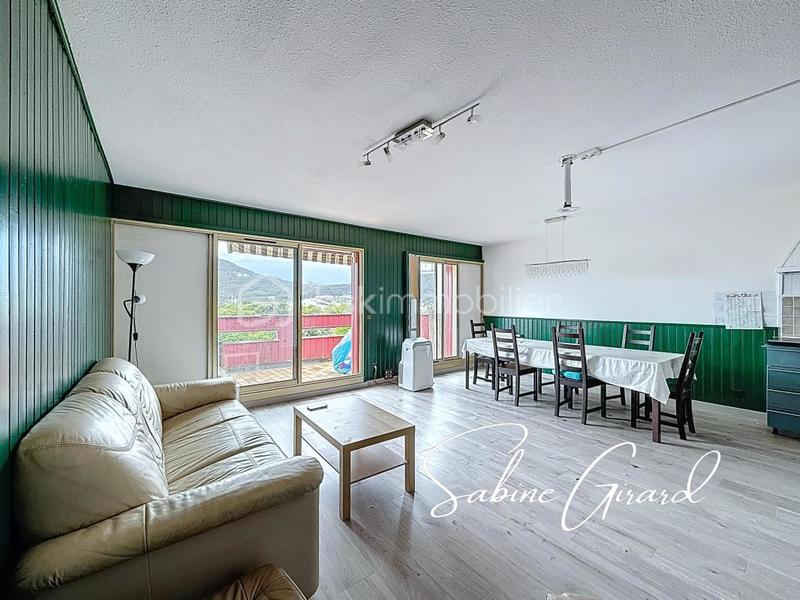 Duplex - 101 m² - 5 pièces