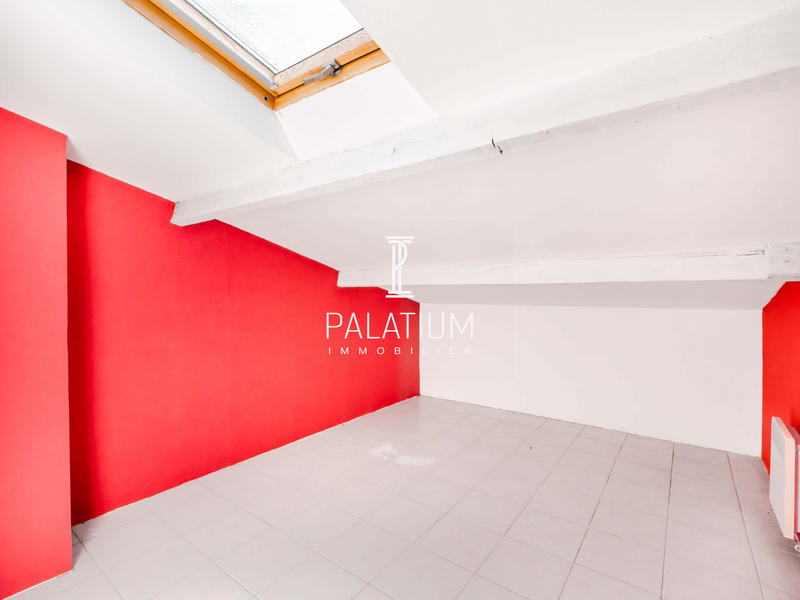 Maison - 210 m² - 8 pièces