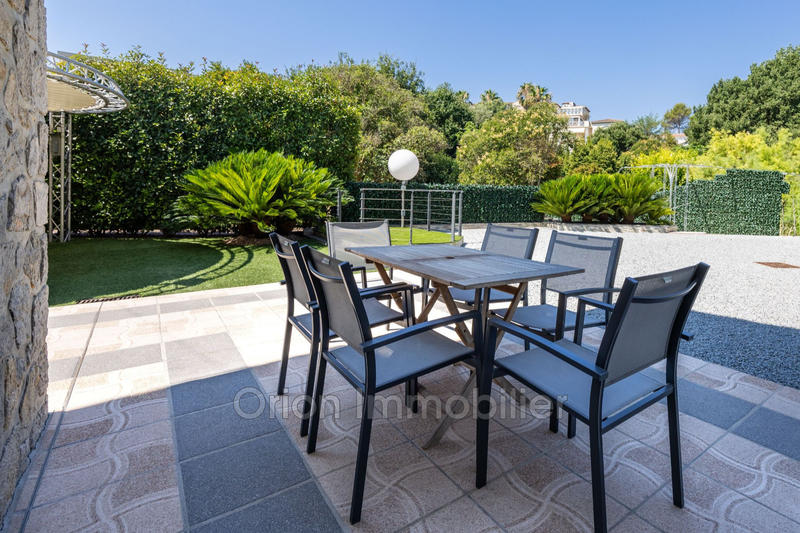 Maison - 215 m² - 6 pièces