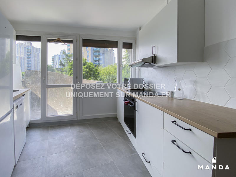 Chambre - 10 m² - 5 pièces