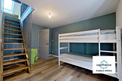 Propriété - 259 m² - 8 pièces