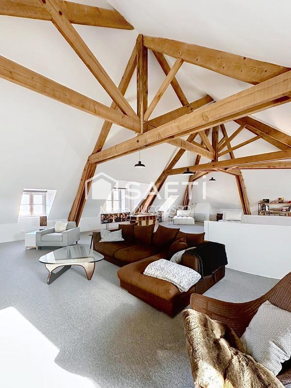 Maison de maîtres - 372 m² - 8 pièces