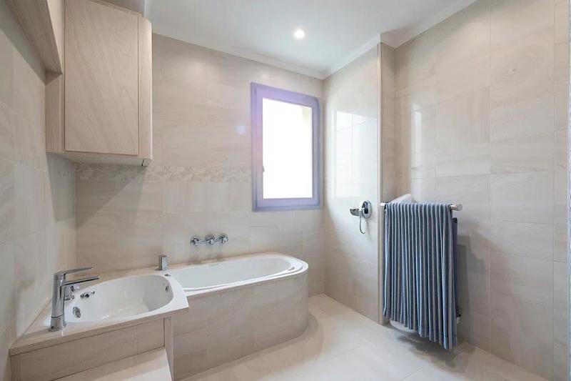 Appartement - 79 m² - 4 pièces