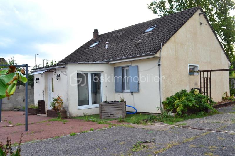 Maison - 100 m² - 6 pièces