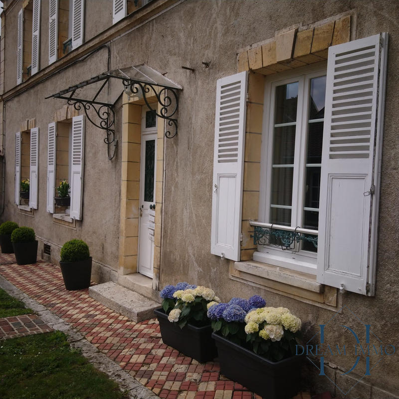 Maison - 143 m² - 5 pièces