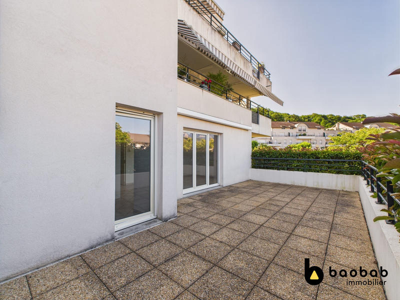 Appartement - 86 m² - 4 pièces