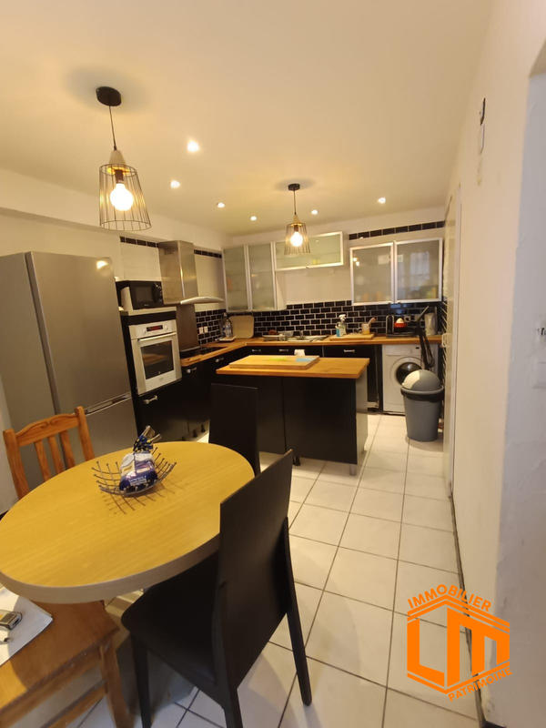 Maison - 101 m² - 5 pièces