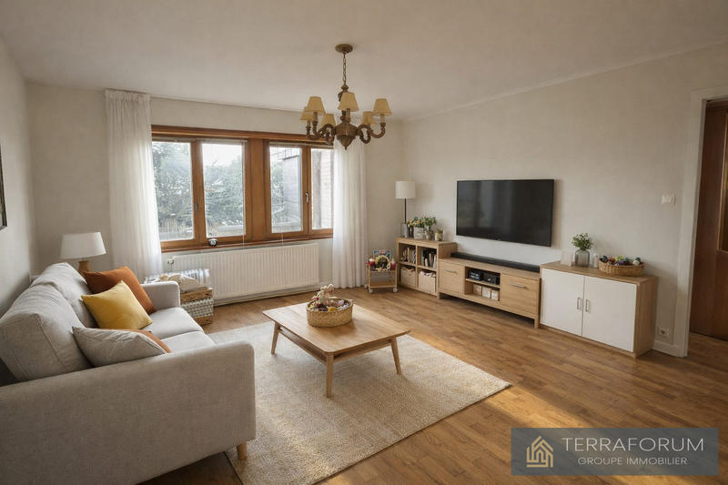 Maison - 105 m² - 6 pièces