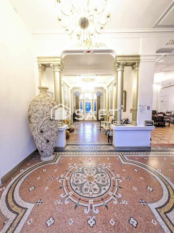 Château - 640 m² - 22 pièces