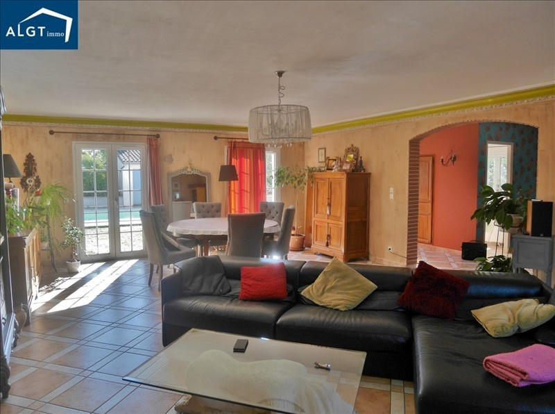 Villa - 185 m² - 6 pièces