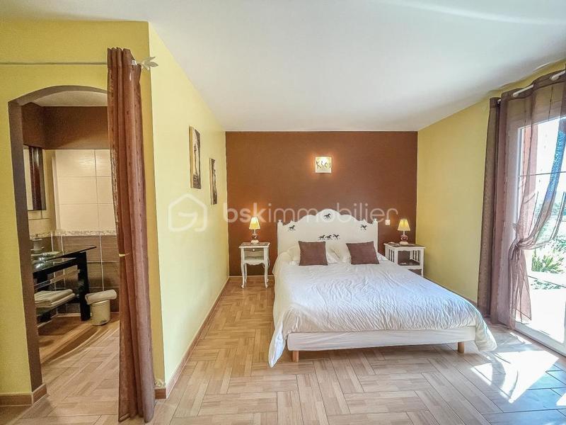 Maison d'architecte - 490 m² - 15 pièces