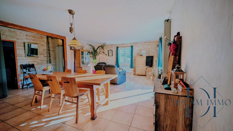 Maison - 80 m² - 3 pièces