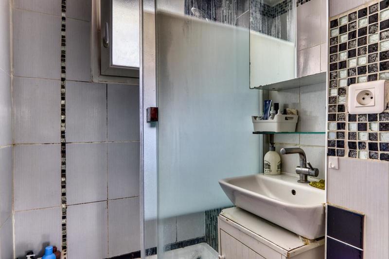 Appartement - 80 m² - 5 pièces