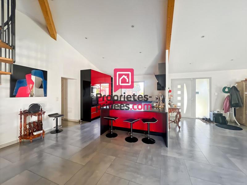 Maison - 200 m² - 7 pièces