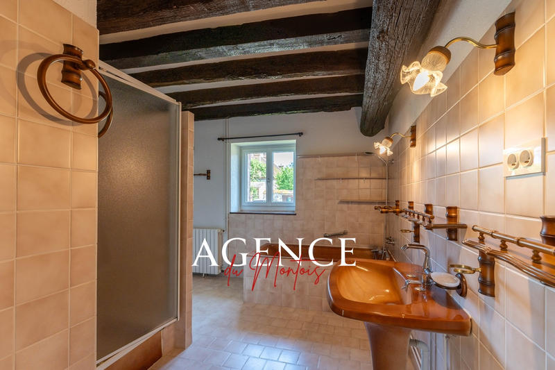 Maison - 175 m² - 6 pièces