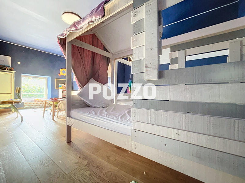 Maison - 138 m² - 5 pièces