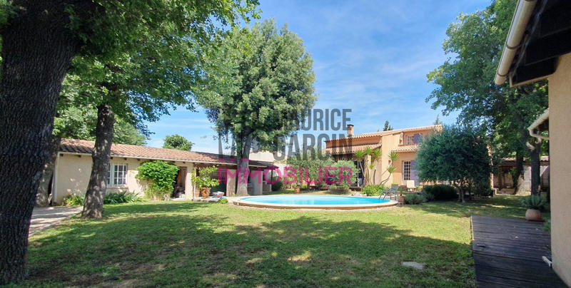 Maison - 170 m² - 6 pièces