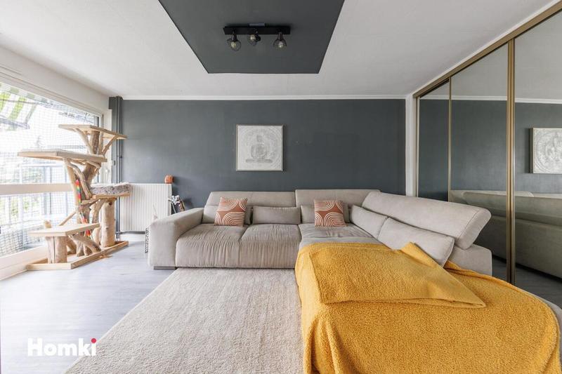 Appartement - 117 m² - 6 pièces