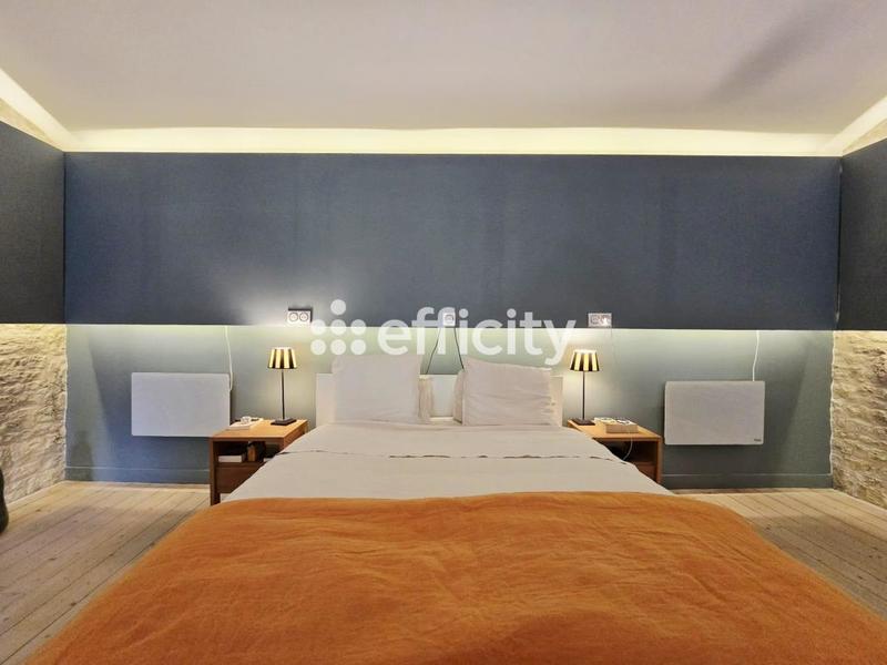 Maison - 488 m² - 15 pièces