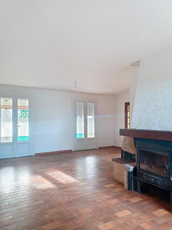 Maison - 165 m² - 8 pièces