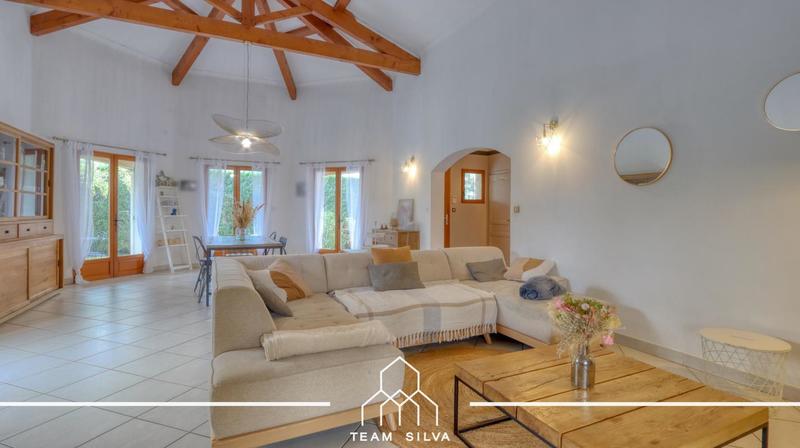 Maison - 170 m² - 5 pièces