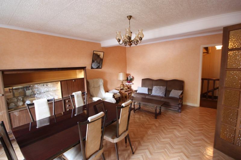 Maison - 148 m² - 5 pièces