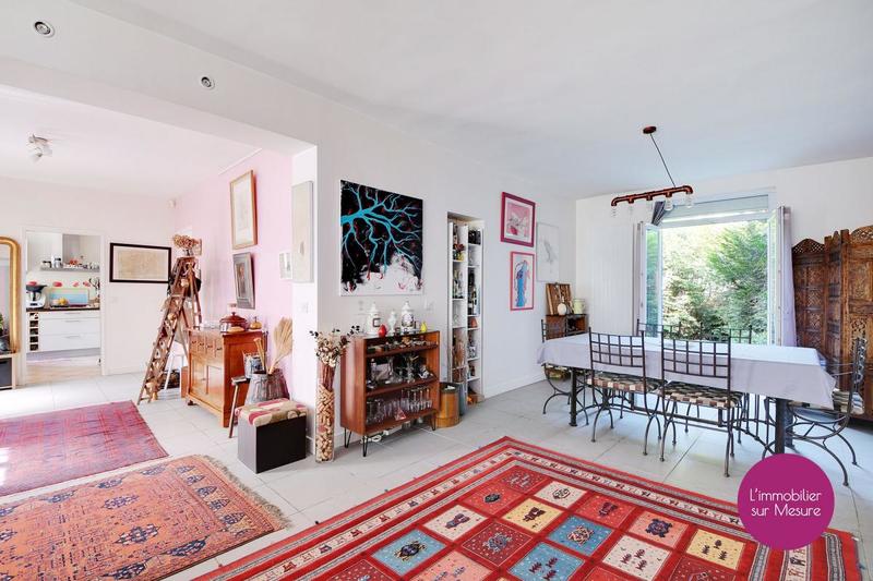 Villa - 230 m² - 8 pièces