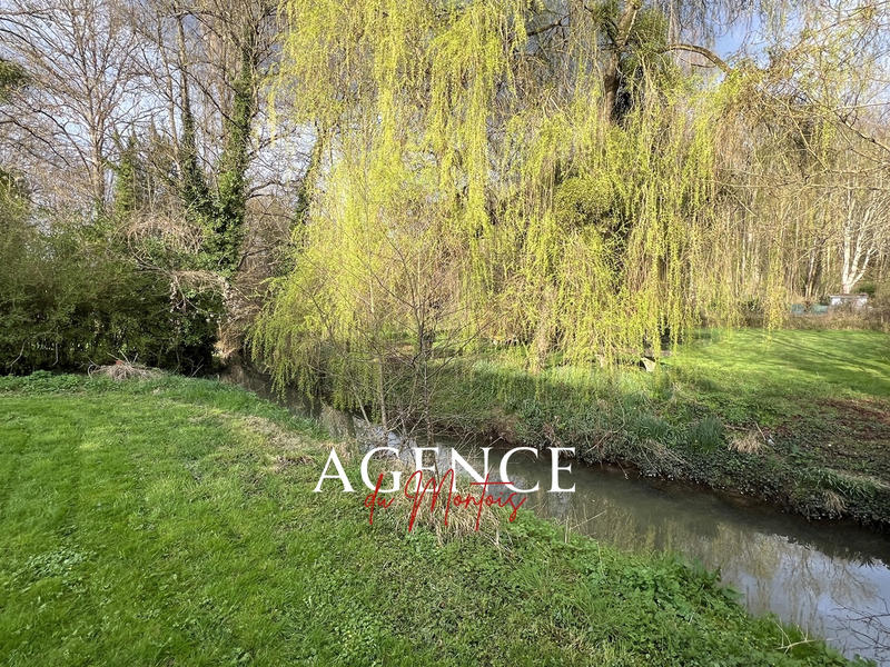 Maison - 169 m² - 10 pièces