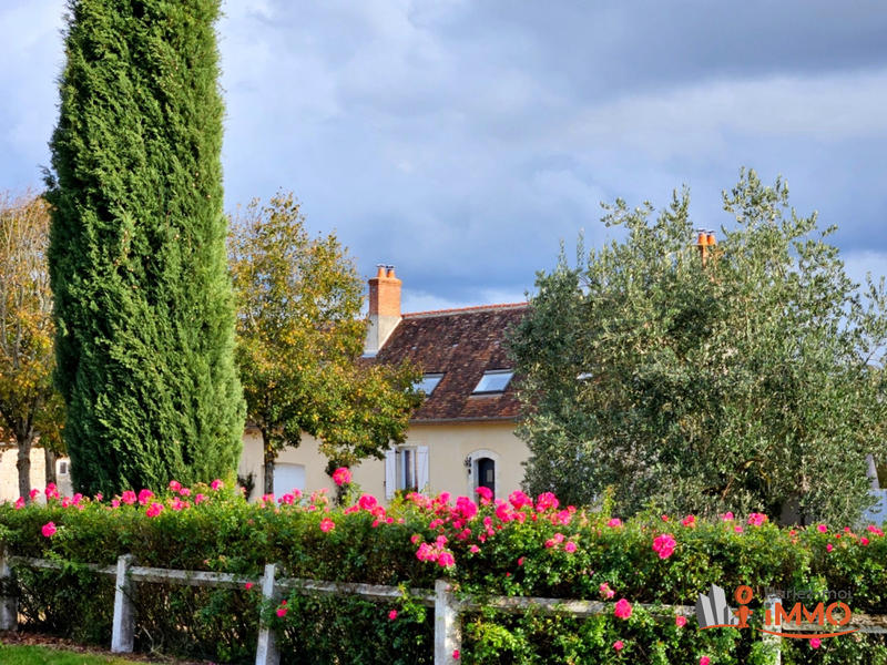 Maison - 335 m² - 12 pièces