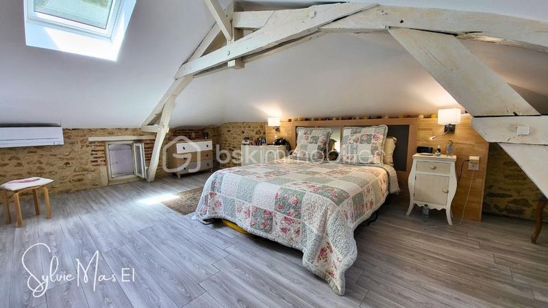 Propriété - 520 m² - 15 pièces