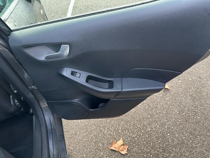 Ford Fiesta 1.0 Flexifuel 95 ch s&amp;S Bvm6 Cool &amp; Connect