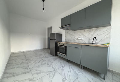 Appartement - 90 m² - 4 pièces