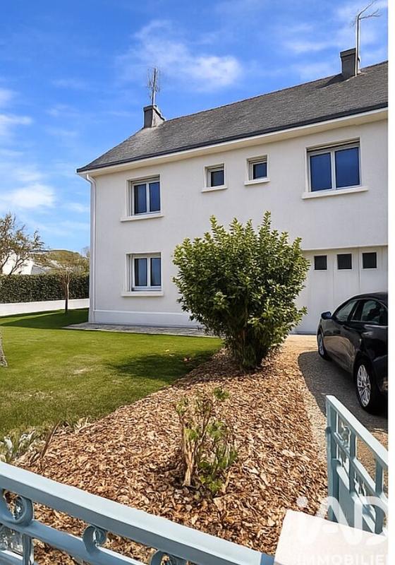 Maison de ville - 200 m² - 7 pièces