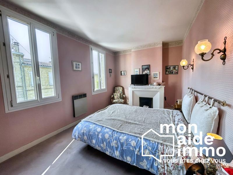 Maison ancienne - 271 m² - 9 pièces